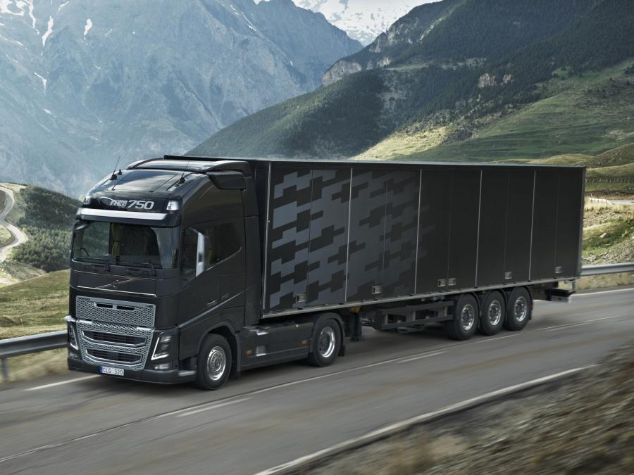  Volvo FH16 750 4x2 2012 года  (фото 7 из 18)